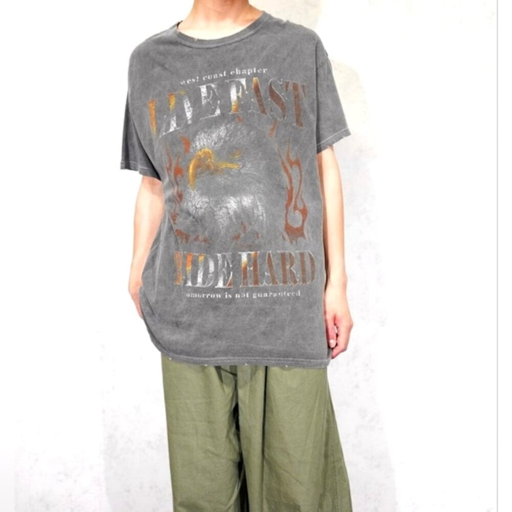Pacsun L.A. Vintage Style 90s Grunge Distressed East Coast Biker Style Tee L